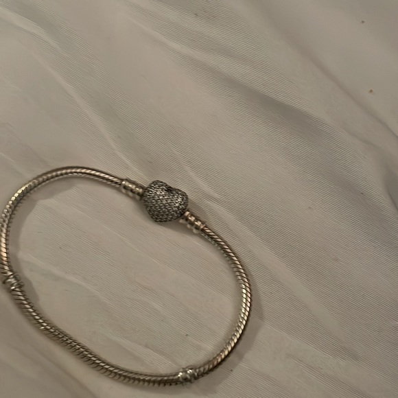 Pandora bracelet - Picture 2 of 3